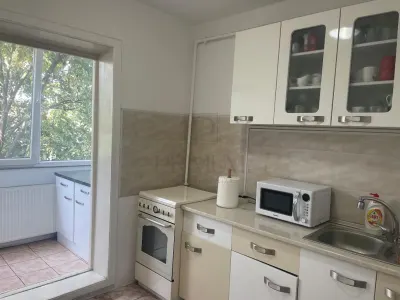 GIROCULUI - 3 CAMERE - 2 BAI - CENTRALA PROPRIE - 2 BALCOANE - DECOMANDAT -CLIMA - foto 2