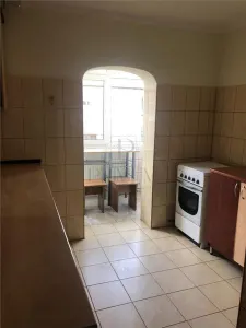 LUNEI - 3 CAMERE - 2 BAI - 2 BALCOANE - CENTRALA PROPRIE - DECOMANDAT - foto 5