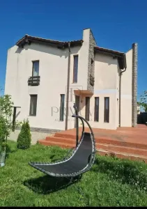 Casa individuala - zona excelenta - la cheie - foto 2