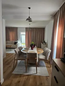 Duplex mobilat si utilat - asfalt - curte amenajata - Mosnita Noua