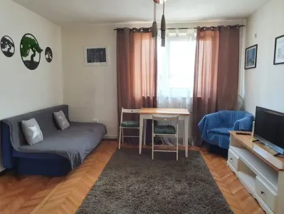 Apartament 2 dormitoare, living + bucataria, Cetate, Bd. Transilvaniei - Alba Iulia