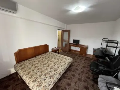 Apartament cu 3 Camere, decomandat, Cetate, Mercur, 2 bai,boxa - foto 2