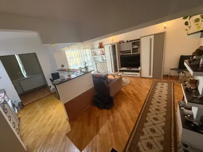 Apartament 2 camere ,decomandat, 2 balcoane, Cetate-Mercur, mobilat - Alba Iulia
