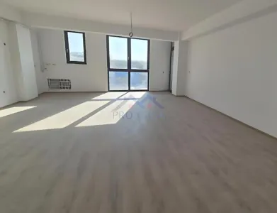 Apartament 2 camere, bloc nou, Cetate, et.2, 58 mp. - foto 1
