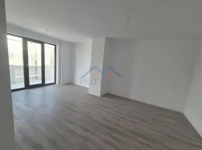 Apartament cu 2 camere, bloc nou, et.1, Centru - foto 2
