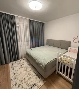 Apartament cu 3 camere, Renovat, Centru, 3c-4361 - foto 2