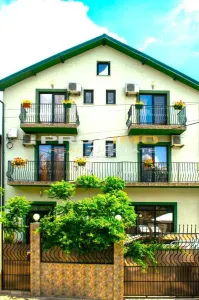 Pensiune 11 camere P+ 2E,, Statiunea Mamaia Nord - Mamaia-Sat