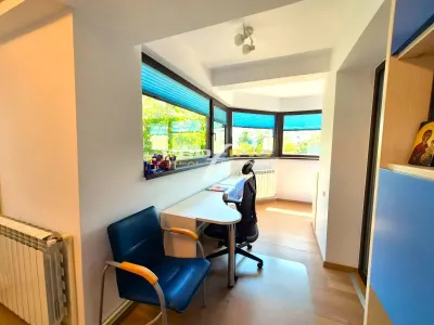Apartament 4 camere su.110mp.Et.2 Tomis Nord TAV-ri - foto 3