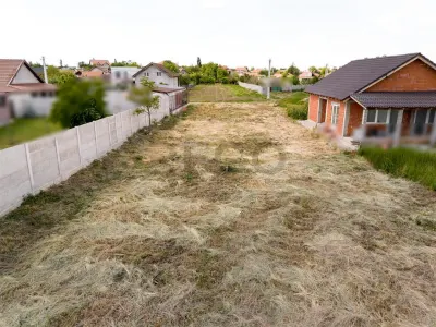 RECO Teren intravilan de vanzare Biharia , 609 mp - foto 5