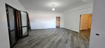 Vila Exclusivista P+2E+M zona Faleza Nord - Plaja Reyna - foto 5