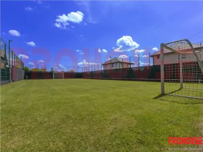 Domeniu superb - vila S+P+M si teren - foto 5