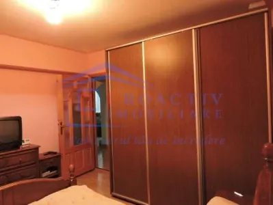 Burdujeni apartament 3 camere decomandat (3C-2219) - foto 4