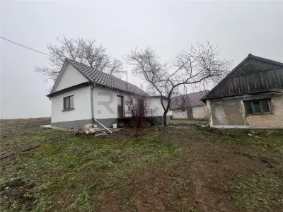 RECO, casa in Sinteu, aproape de Huta Slavia - foto 17