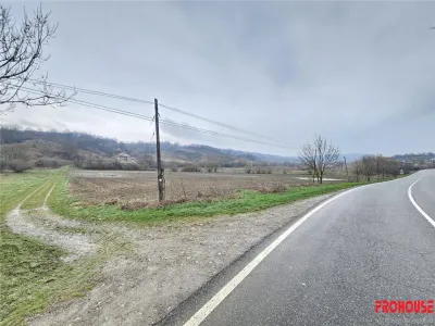 Teren 3.500mp, Grigoreni, 50m la DN2G - foto 2