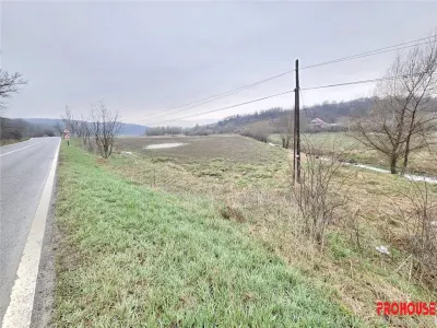 Teren 3.500mp, Grigoreni, 50m la DN2G - foto 3