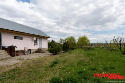Pensiune + 4,7 Ha teren E85 Roman - Neamț - Afacere la cheie - foto 13