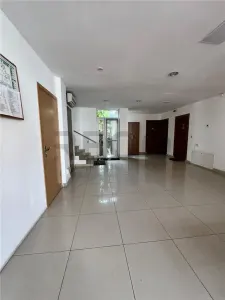 RECO spatiu comercial de vanzare in zona  ultra centrala - foto 2