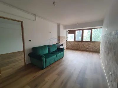 Apartament cu 3 camere, Renovat, Marasesti, Etaj 1 , 3c-4396 - Suceava
