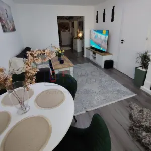 Apartament 4 Camere | Ultracentral | Renovare Premium 2025 | 4c-1030 - Suceava