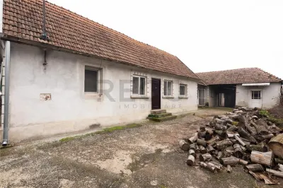 RECO Casa cu 4 camere in Burzuc - foto 12