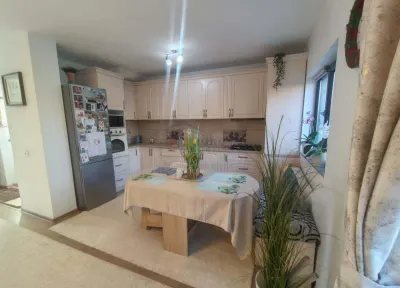 Duplex | 94mp Utili | 2 Locuri de Parcare - foto 3