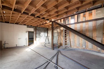 RECO casa Inand la rosu cu teren imens - foto 17