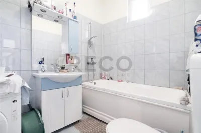 RECO Casa  cu 4 camere la 5 minute de centru (Olosig) -Oradea-curte si acces auto - foto 19