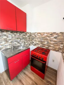 RECO, Apartament decomandat tip PC, 3 camere, 3 balcoane, gata de mutat, etajul1, Nufarul - foto 11