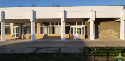 Inchiriere spatiu comercial Moinesti, Lucacesti - 400 mp - foto 3
