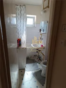 Apartament 1 camera, 37 mp, Etaj 3 - Zona Sagului - foto 8