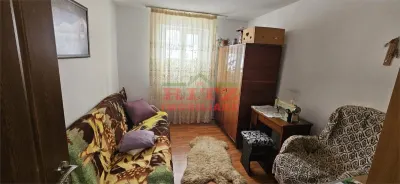 CASA DE VANZARE CU GARAJ,ZONA BOLD - foto 4