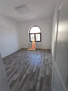 Casa 3 camere, curte individuala, zona Stefan cel Mare - foto 9