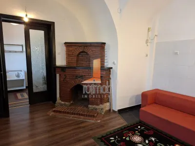 Apartament 3 camere in vila, etajul 1/S+P+1+M, zona Stefan cel Mare - foto 3