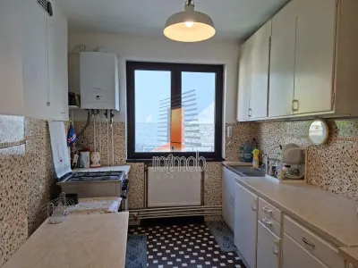 Apartament 3 camere in vila, etajul 1/S+P+1+M, zona Stefan cel Mare - foto 4
