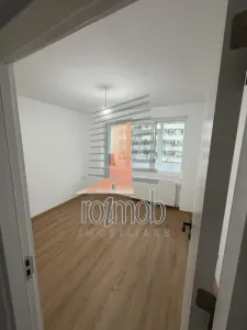Apartament 3 camere Vatra Luminoasa - foto 4