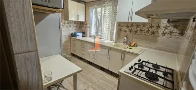 Apartament 3 camere in vila etajul 1+2 camere amenajate la mansarda, zona Eminescu - foto 12