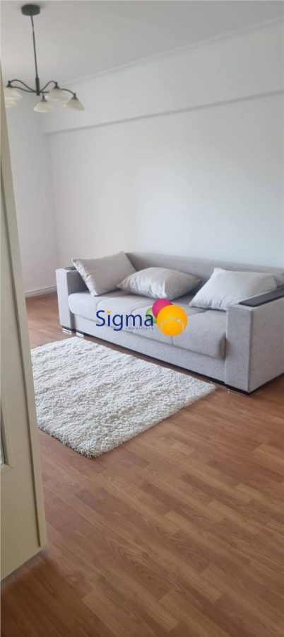 Închiriere, Centru Iasi, apartament 3 camere decomandat, renovat - Iasi