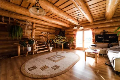Casa din busteni cu ferma zootehnica si afacere (Tengheler, Com. Ditrau) - foto 3