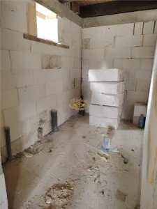 Casa de vacanta nefinalizata (Borzont) - foto 8