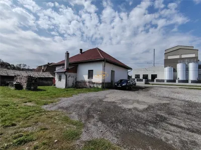 Spatiu comercial in Remetea, str. Alszegi - foto 14