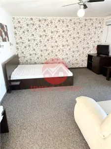 Pensiune 23 de camere zona Mamaia Nord - foto 10