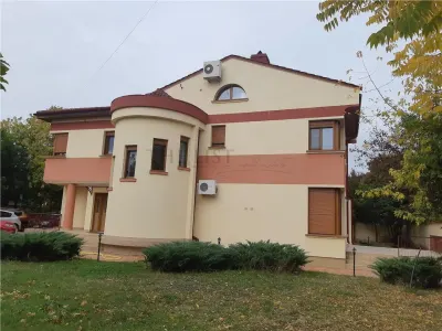 Vila 10 camere cu piscina acoperita | Pipera - Bucuresti