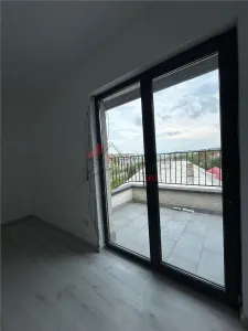 Apartament cu 2 camere decomandat, bloc nou, 50mp, loc parcare - Rediu - foto 3