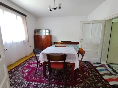 Casa de locuit (Tulghes, str. Principala) - foto 5