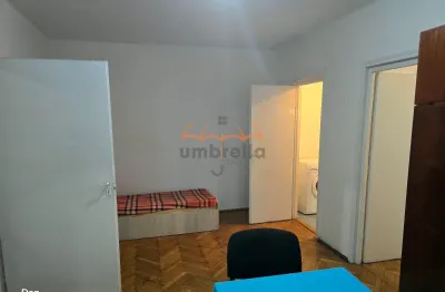 Apartament de inchiriat 2 camere,semidecomandat 46m², et.1/4, parcare - foto 4