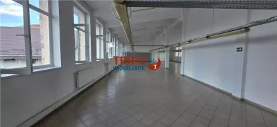 Spatiu comercial de inchiriat in zona centrala din Aiud - foto 2