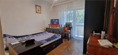 Apartament spațios cu 3 camere, etaj 1, complet mobilat și utilat, plus garaj și boxă Zona Tolstoi - foto 3