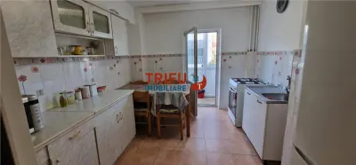 Apartament spațios cu 3 camere, etaj 1, complet mobilat și utilat, plus garaj și boxă Zona Tolstoi - foto 8