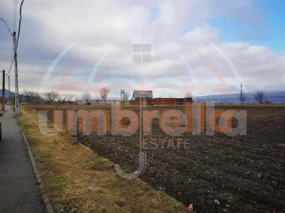 De vanzare in Gherla, Strad Hasdatii, 22.967m²/120€ m² - foto 4