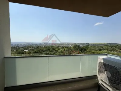 Apartament cu 3 camere decomandat. 2 bai, bloc nou - Copou - foto 7